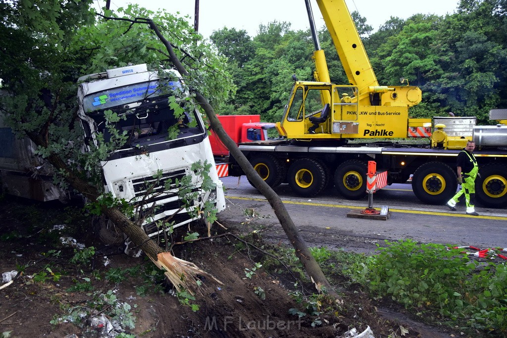 Schwerer VU A 3 Rich Oberhausen Hoehe AK Leverkusen P393.JPG - Miklos Laubert